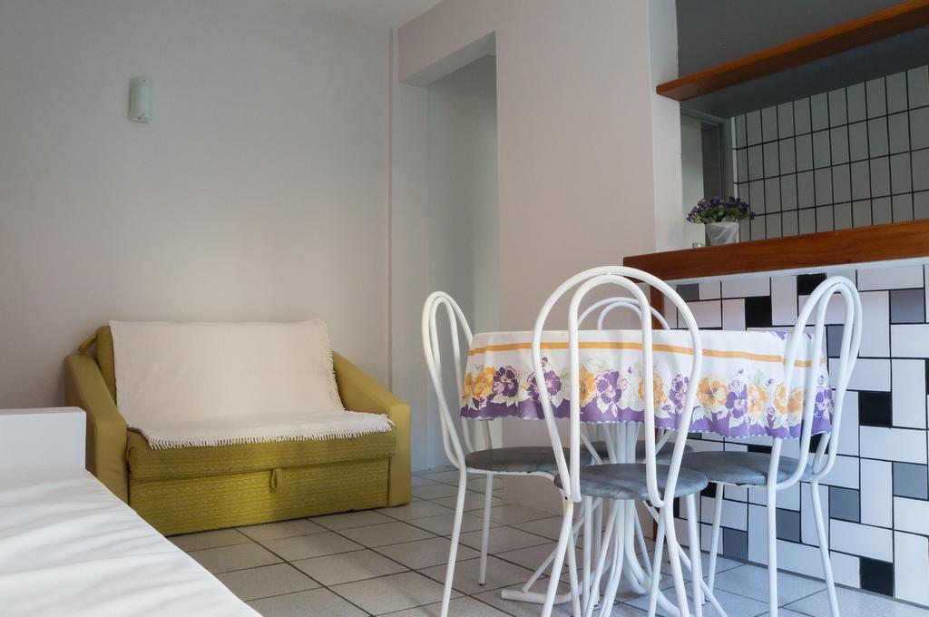 Residencial Leticia Aparthotel Florianopolis Bilik gambar